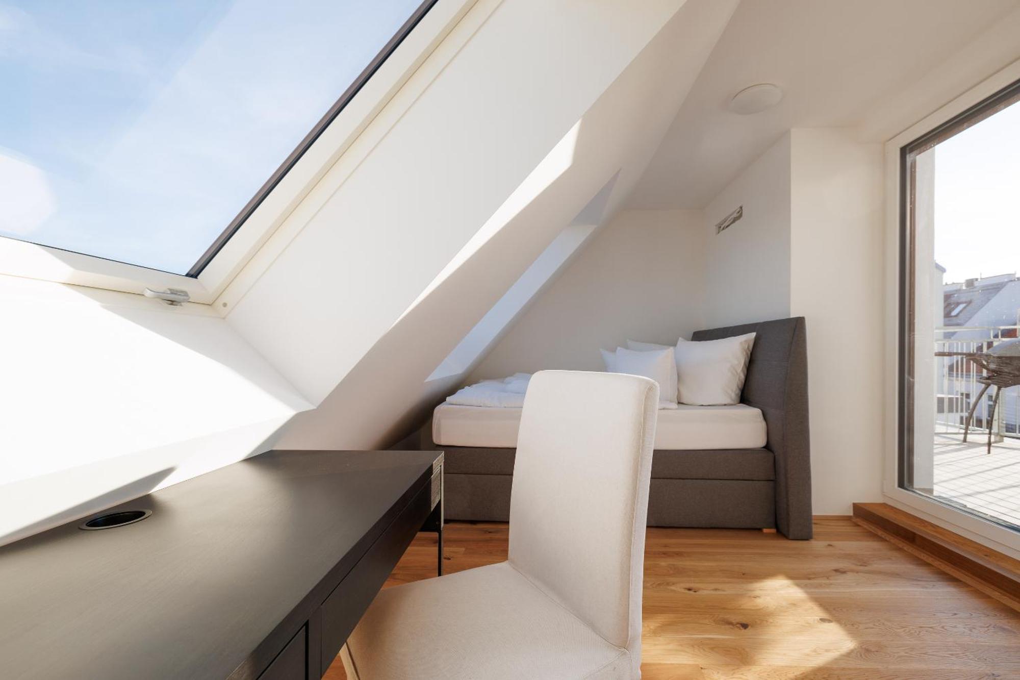 Symphony Apartments 40 - Modern Loft With Terrace And Grill In Central Location Вена Экстерьер фото