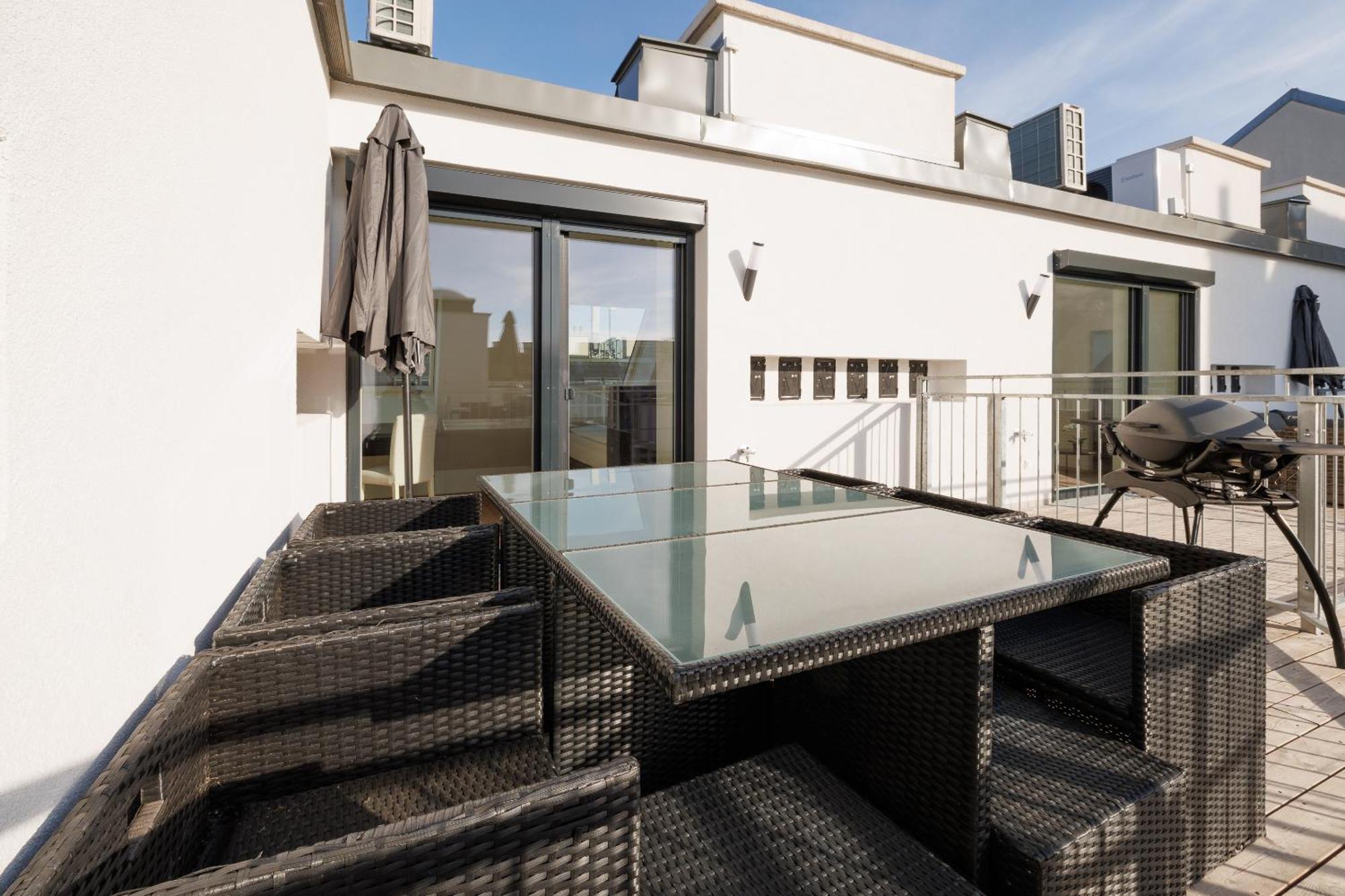 Symphony Apartments 40 - Modern Loft With Terrace And Grill In Central Location Вена Экстерьер фото