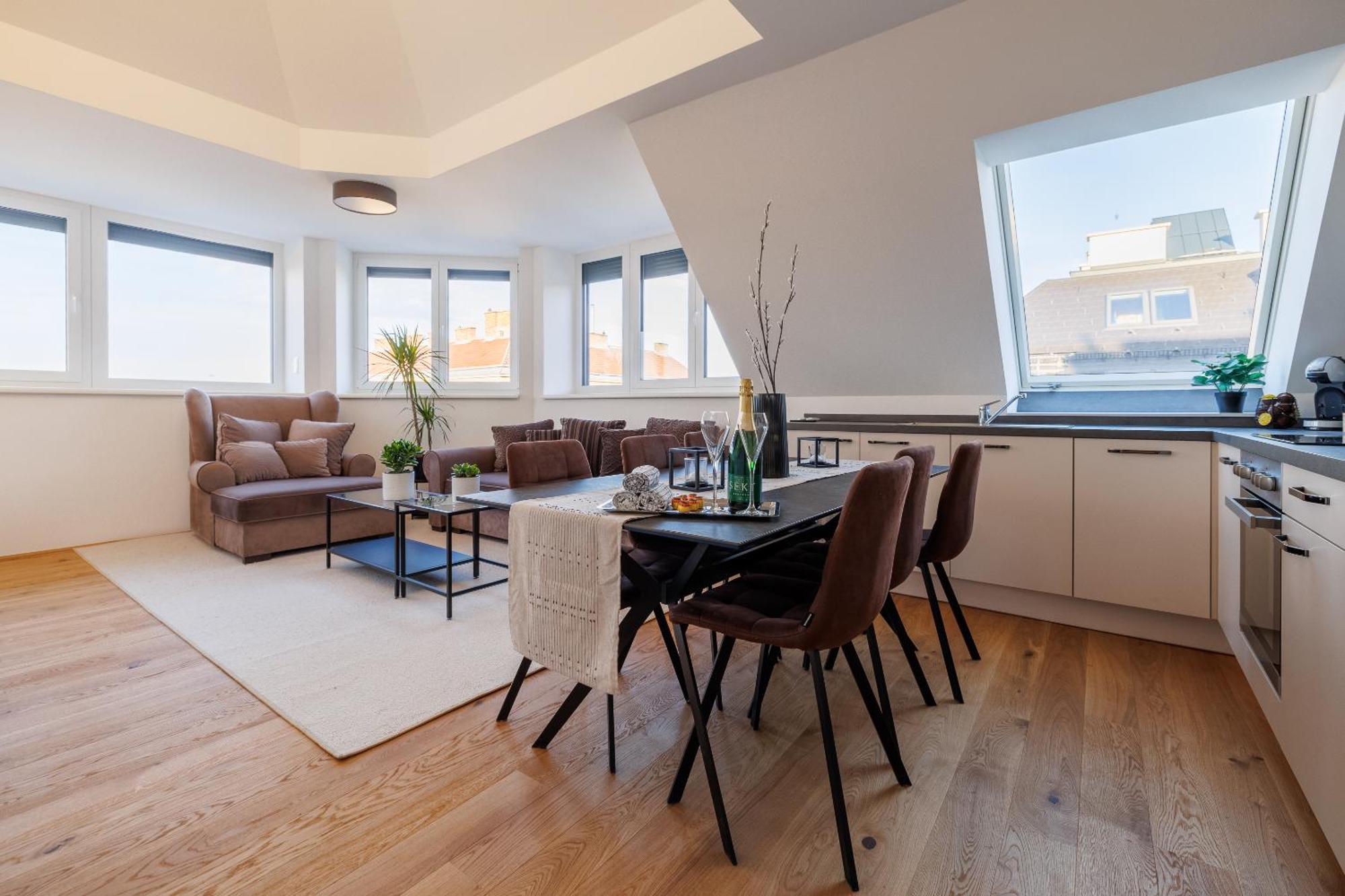 Symphony Apartments 40 - Modern Loft With Terrace And Grill In Central Location Вена Экстерьер фото