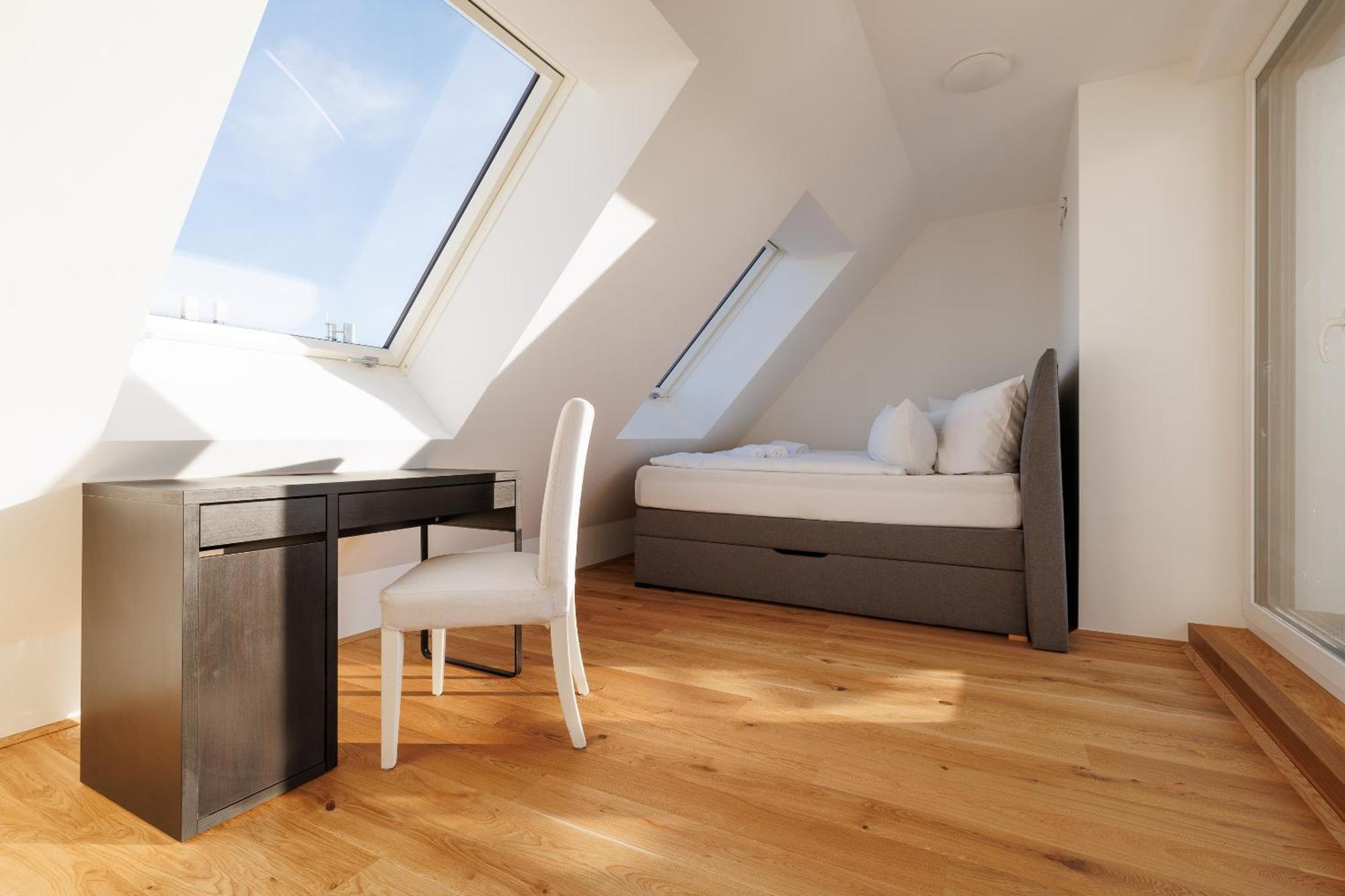 Symphony Apartments 40 - Modern Loft With Terrace And Grill In Central Location Вена Экстерьер фото