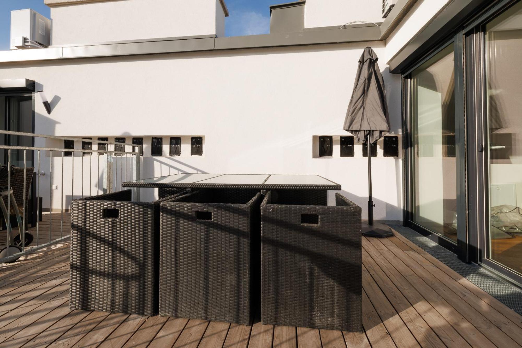 Symphony Apartments 40 - Modern Loft With Terrace And Grill In Central Location Вена Экстерьер фото